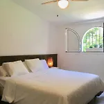 Casa Aldea Del Mar 에스테포나